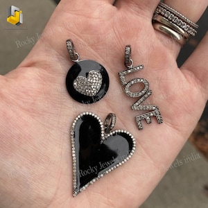 ¡Guau! Colgante de esmalte negro en plata de ley 925 con engaste pavé natural de diamantes, dije de corazón con letra de amor, joyería para San Valentín.