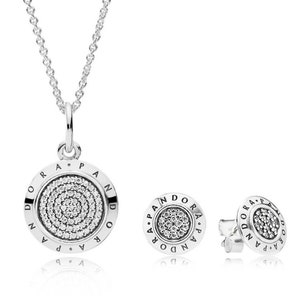 Pandora 2024 signature pendant