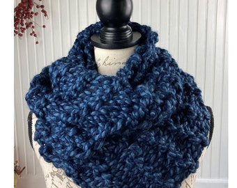 Cowl,chunky scarf , hand knitted cowl, circular scarf, fan gift