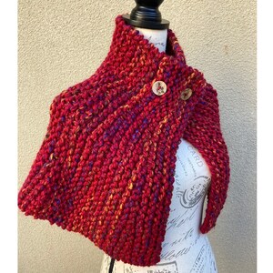 Brianna's capelet from season 4 of Outlander, Reunion Capelet, Brianna's handknitted shawl, Outlander shawl image 6