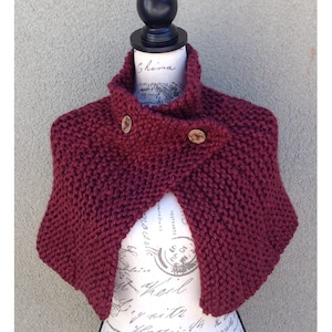 Brianna's capelet from season 4 of Outlander, Reunion Capelet, Brianna's handknitted shawl, Outlander shawl image 1