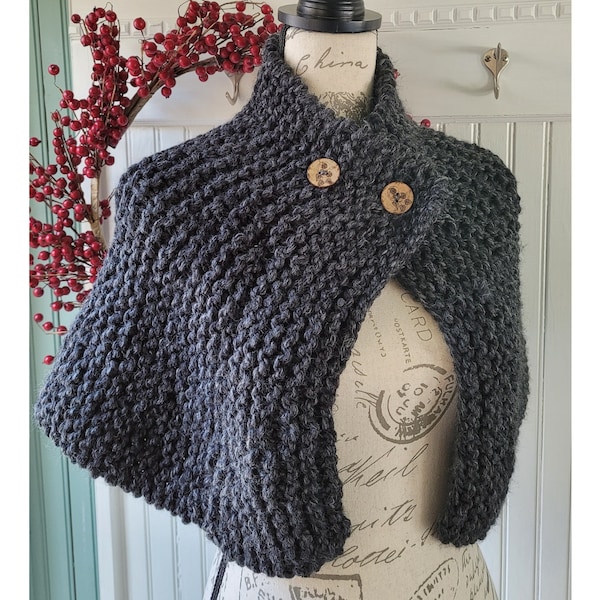 Brianna's capelet from season 4 of Outlander, Reunion Capelet, Brianna's handknitted shawl, Outlander shawl