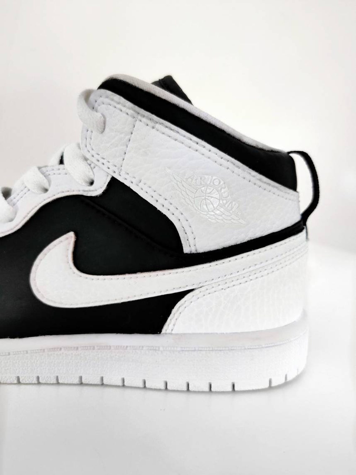 Kids Yin Yang Asymmetric Nike Customs l Air Jordan 1 Made To | Etsy