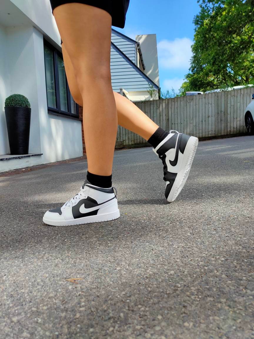 Mens Yin Yang Asymmetric Nike Customs L Air Jordan 1 Made to - Etsy