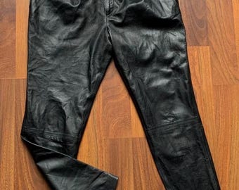 Red Valentino Leather Pants Women's Slim-Fit Black Size: 46
