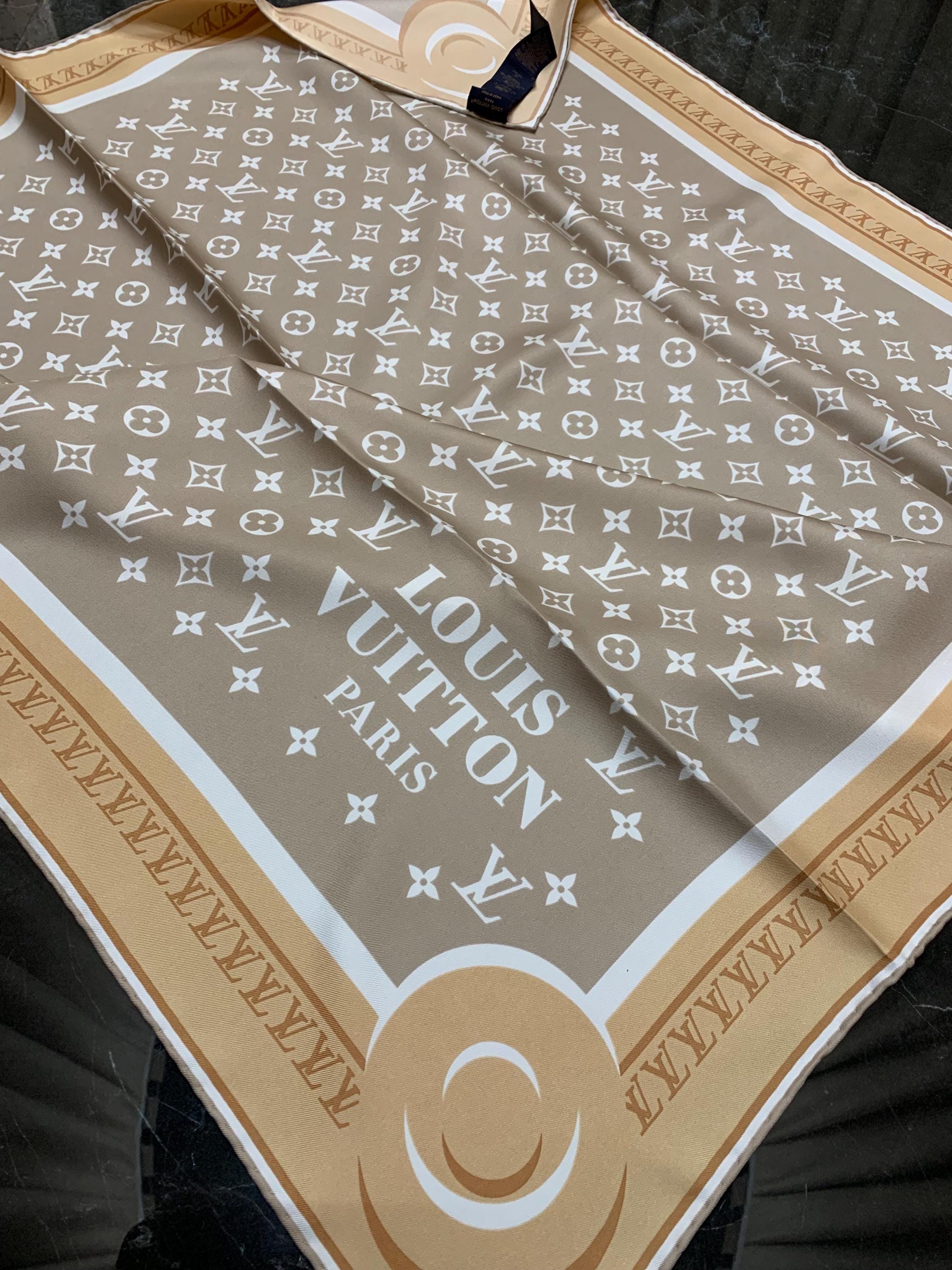 Louis vuitton scarf for women - Etsy 日本