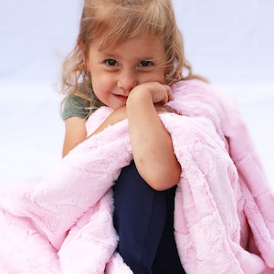 Pink Minky Manta para niñas, Blush Pink Child Minky Manta, Super Soft Pink Minky Manta para niños pequeños y niños