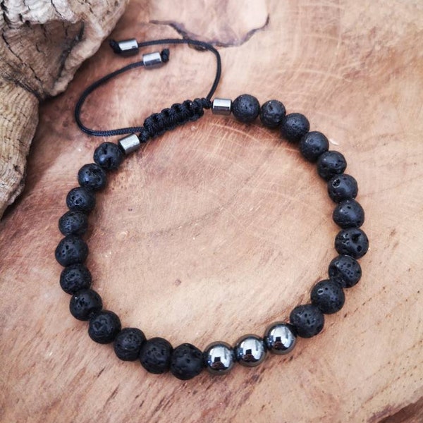 Bracelet Homme, perles de lave noires et perles en pierres  naturelles hématite .