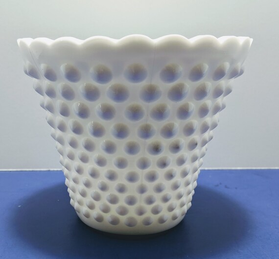 Hobnob Milk Glass Vase/planter Etsy