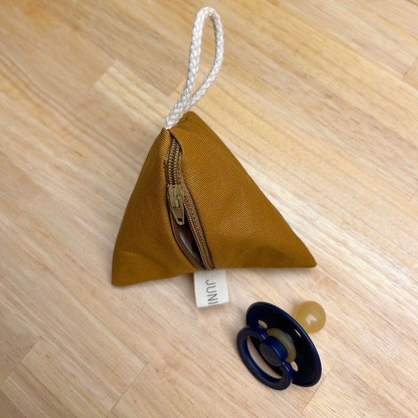 Schnullertasche, Nuckeltasche, Pyramidentasche, Schnullerbox, kleine Tasche, Täschchen für Kleingeld