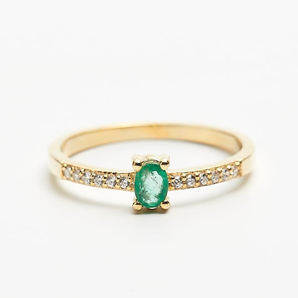 Natural Emerald Gold Rings, Green Emerald Rings, Minimalist Rings, Dainty Ring, Natural Stone Rings, Engagement Rings Birthstone Stone Rings