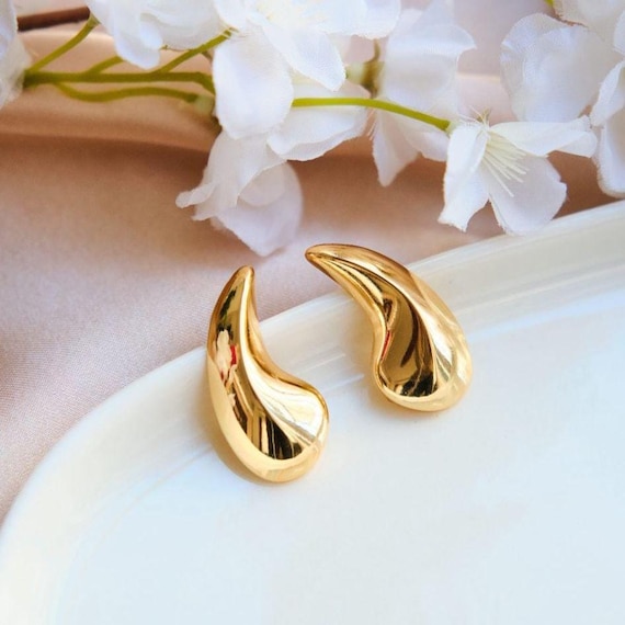 Teardrop Earrings 14K Gold Earrings Gold Hoop Earrings Gold Hoops 14K Gold Filled Earrings Minimalist Earrings Mom Gift for Her