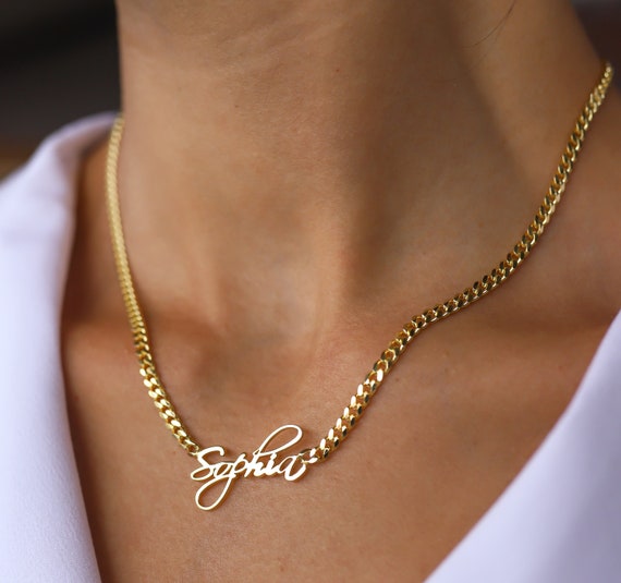 Gold chain with name on it discount