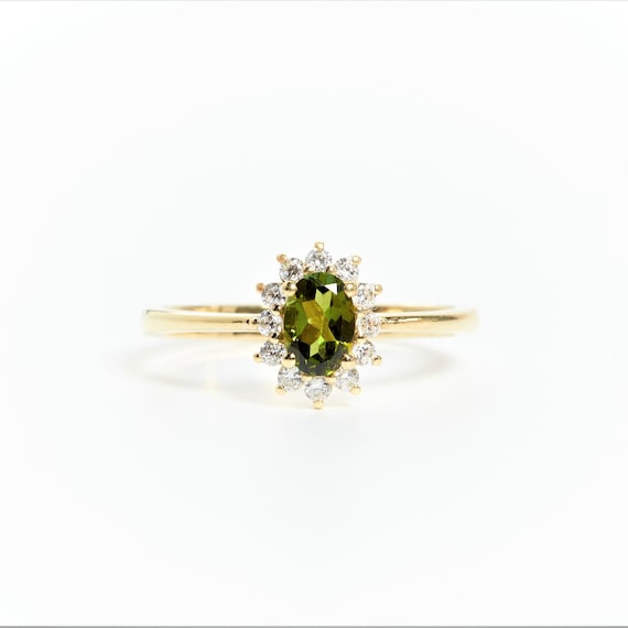 Sparky Peridot Engagement Rings, Oval Cut August Peridot Ring, August Peridot Birthstone Ring, Green Topaz Promise Rings, Peridot Birth Ring