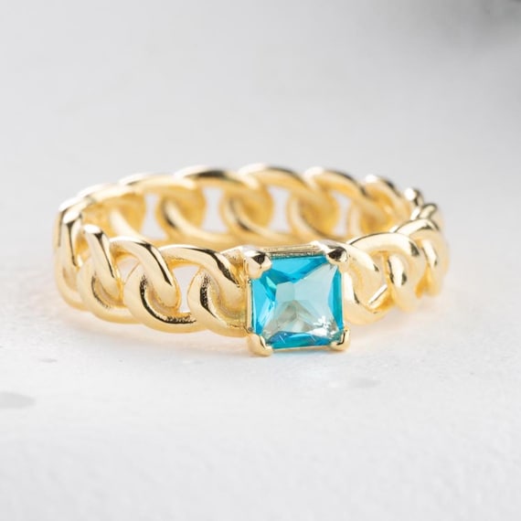 Gold Chain Ring with Square Blue Topaz Gemstone, Dainty  Blue Gemstone Statement Ring, Chain Link Ring Square Cut Chain Link Birthstone Ring