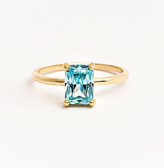 14K Gold Blue Topaz Ring - Gold Blue Gemstone Ring for Women - Elegant Blue Topaz Ring - March Birth Month Blue Stone Ring - Aquamarine RIng