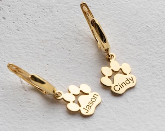 Personalisierte Ohrringe mit Pfotenabdruck • 14K Gold Vermeil • Personalisierte Haustier Liebhaber Ohrringe • 14K Gold Vermeil Pfoten Anhänger • Hund Mama Geschenk Gravur Haustier Schmuck