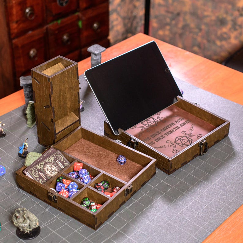 Scatola e vassoio per dadi con scomparto per tablet, vassoio per dadi da lancio, torre per dadi con vassoio, contenitore per dadi, organizer per dadi, cassaforte per dadi, regali per dadi da gioco di ruolo immagine 2