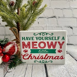 Meowy Christmas Cat Wood Block Sign: Tiered Tray Decor