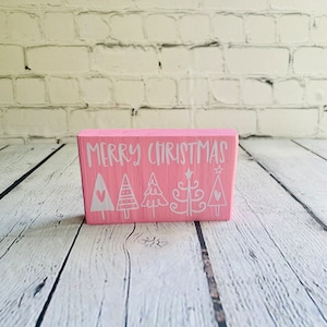 Pink Merry Christmas Wood Sign: Farmhouse Tiered Tray Decor