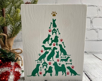 Dog Christmas Tree Wood Sign: Tiered Tray Decor