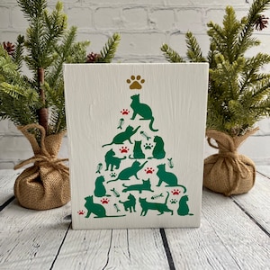Christmas Cat Tree Wood Sign: Tiered Tray Decor