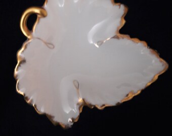 Vintage Limoges Candy Dish/Trivet-Oak Leaf Design