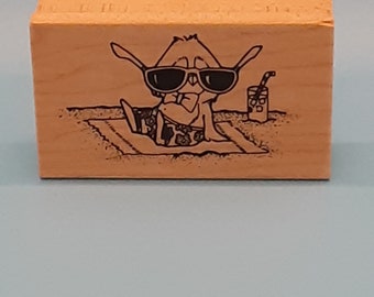 Leigh's Wishing Well Rubber Stamp; Beach Penguin; E118