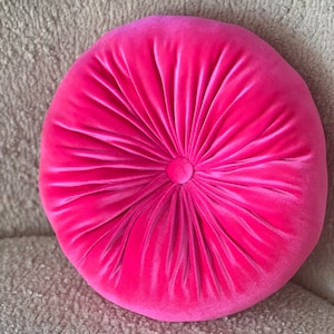 Round Velvet Cushion Rose Pink