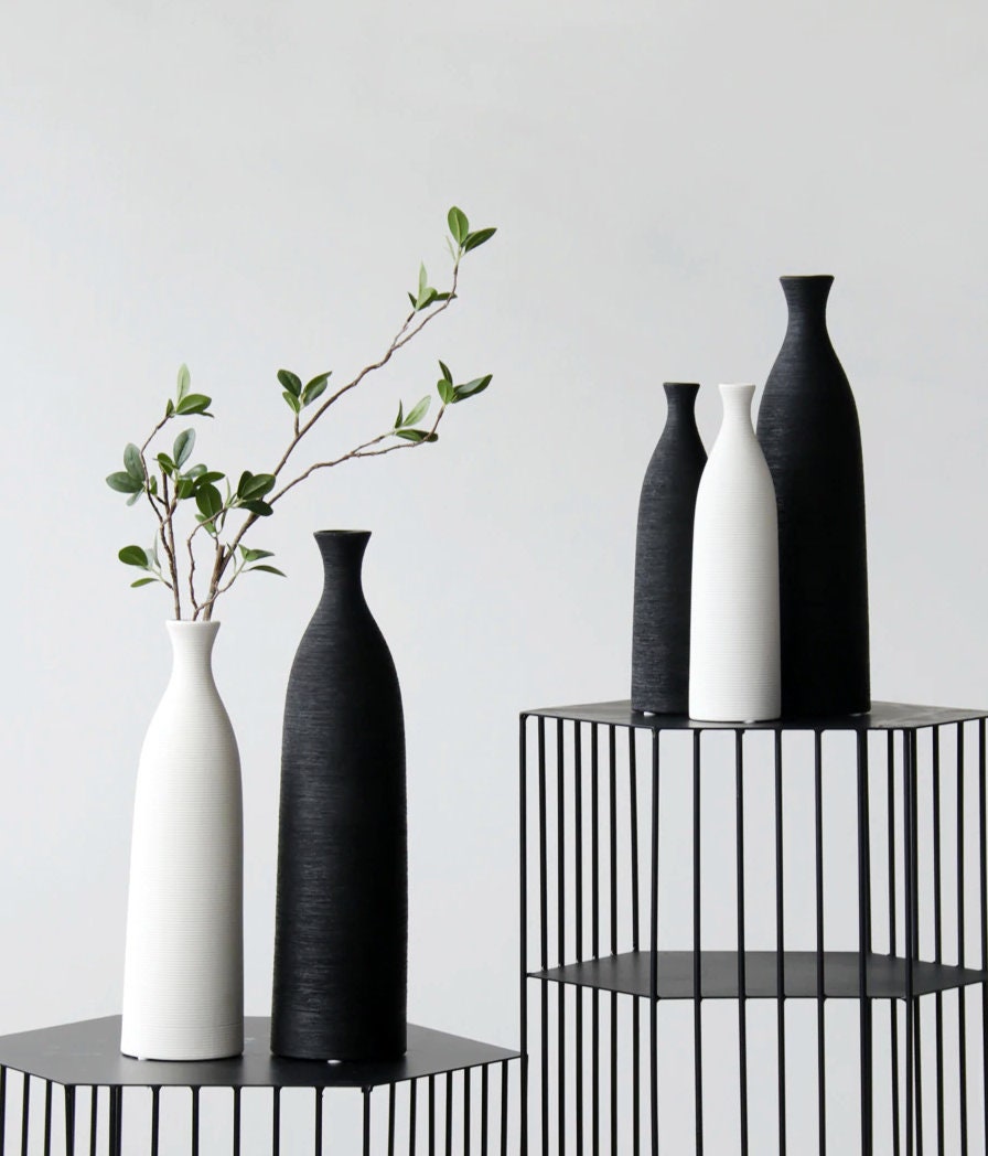 Handmade ceramic minimalist vases made to inspire the decor of Etsy