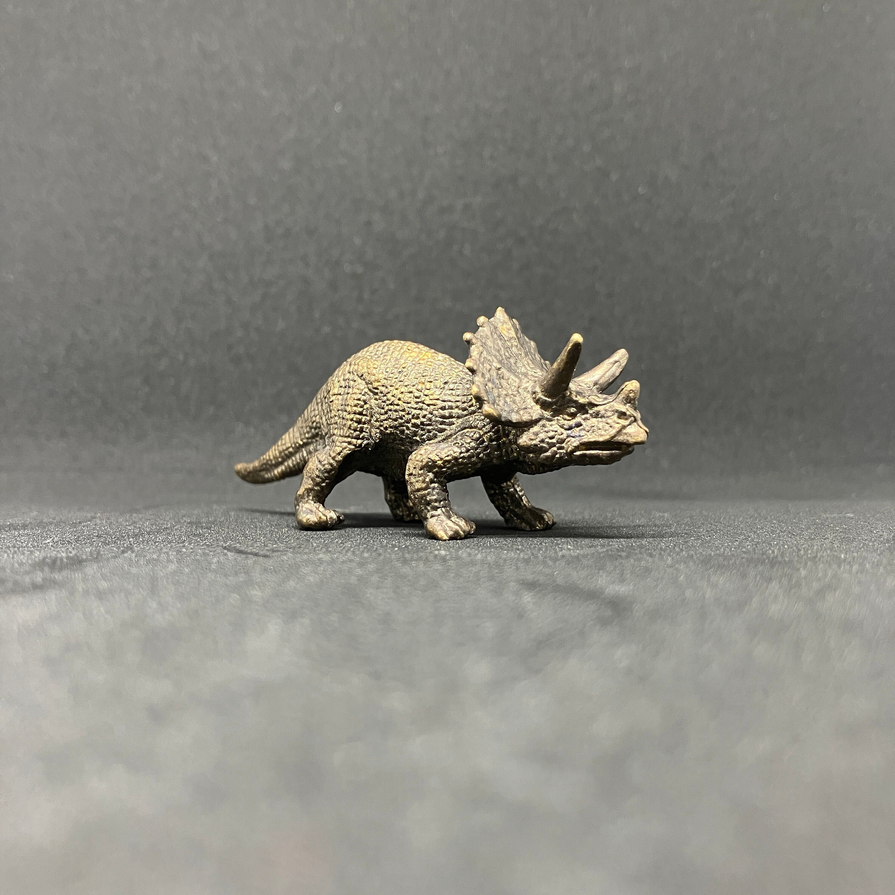 Bronze Dinosaur for sale 89 ads for used Bronze Dinosaurs