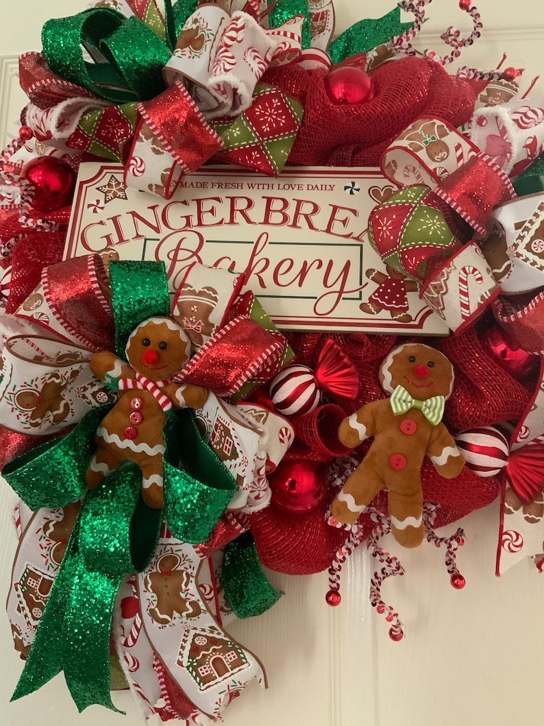 Gingerbread Bakery Wreath for Front Door Gingerbread Deco Etsy