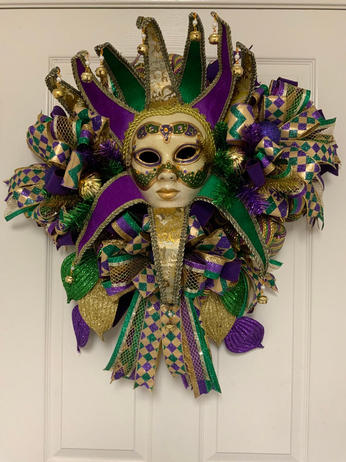 mardi gras jester wreath