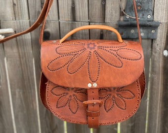 Beautiful handmade leather bag made in Chiapas Mexico