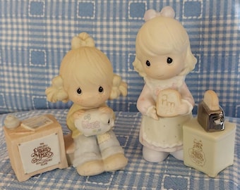 Precious Moments A Special Toast & Dues Sparschwein Mädchenfiguren