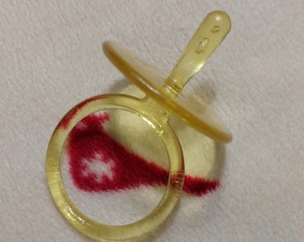 Cabbage Patch, Puppenschnuller aus hartem gelben Kunststoff, hellgelb!