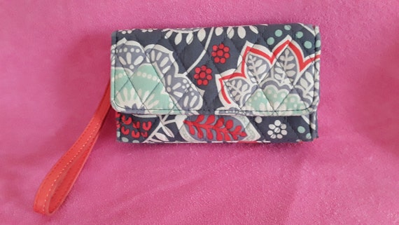 vera bradley phone wallet