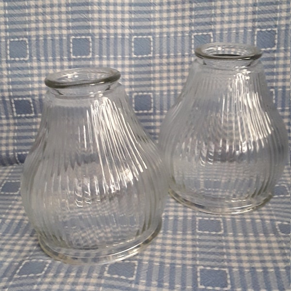 Vintage chandelier or lamp shades (set of two) ribbed clear glass excellent condition