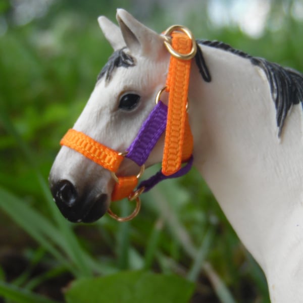 Two-Toned Halter for Schleich Horses