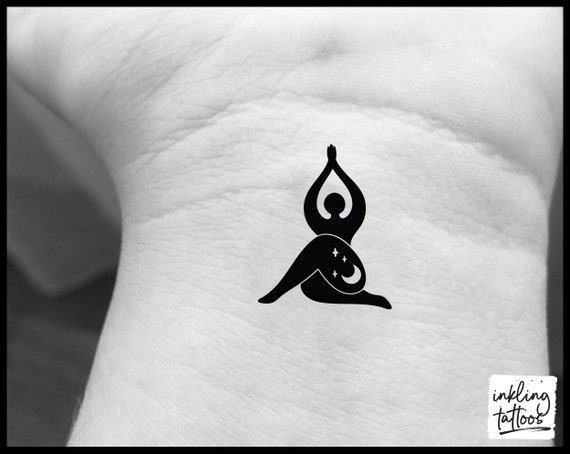 Moon tattoos that shine in your imagination - Elite Look