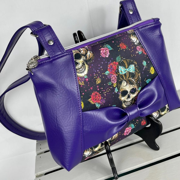 Handbags Womens, Handmade Purse, Lady Skull, Handmade Bag, Marilyn Monroe, Handmade Crossbody, Purple Handbag, Skull Handbag, Bow Handbag