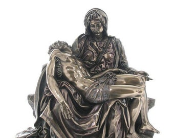 Pietà di Michelangelo (piccola)