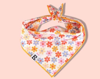 Groovy Floral Dog Bandana, Daisy dog bandana, dog bandana girl, spring dog bandana, dog bandana retro, dog bandana floral