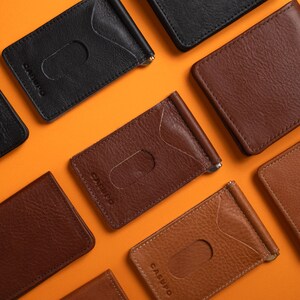 Jubileumcadeau. Compacte portemonnee heren. Zwart leren portemonnee met geldclip. Minimalistische geldclip voor mannen. Slanke kaarthouder voor voorvak.