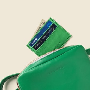 Cartera fina de piel para hombre, tarjetero fino. Cartera compacta de piel con estampado de camuflaje para papá. Regalo del día del padre. Cartera delgada para hombre