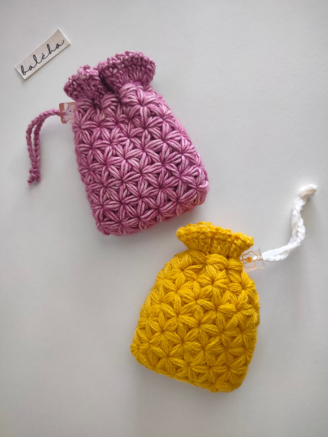 Jasmine Drawstring Pouch Crochet Pattern – Earpod, Coin Purse (PDF) - Etsy