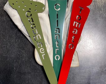 Metal vegetable garden plant markers, garden plant markers, vegetable plant stakes, gardening decor and gifts, reusable garden markers