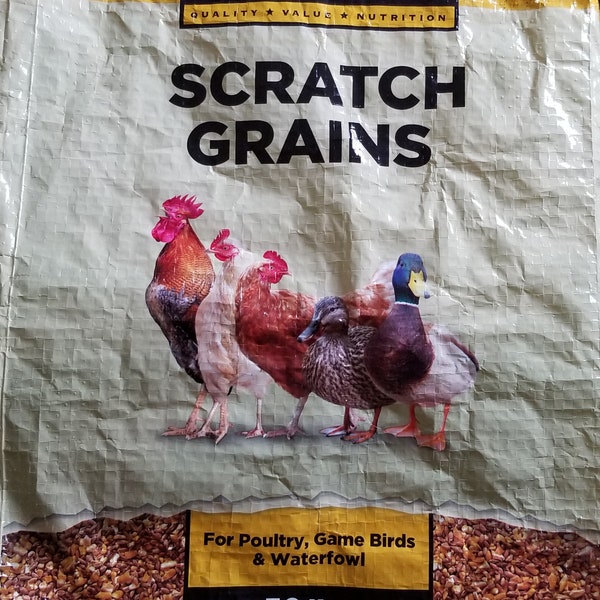 50lb Feed Bags, Empty Poultry Feed Bags for Crafting, Variety Poultry, Cattle, Pet Bags, Cleaned Ready for Use
