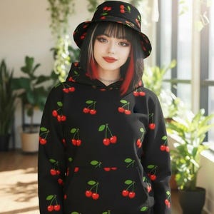 Black Cherrys Outfit, Black Cherry Sweathose, Black Cherry Fischerhut, Black Cherry Hoodie, Rote Kirsche, Bing Cherry, Rainier Cherry