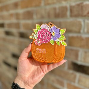 Floral Pumpkin Car Freshie Freshy Pumpkin with Flowers - Fall / Halloween Coquette Bow Car Air Freshener, Car Scent, Air Freshener